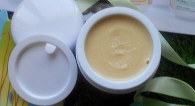 ricette per unguenti per il trattamento delle vene varicose sulle gambe